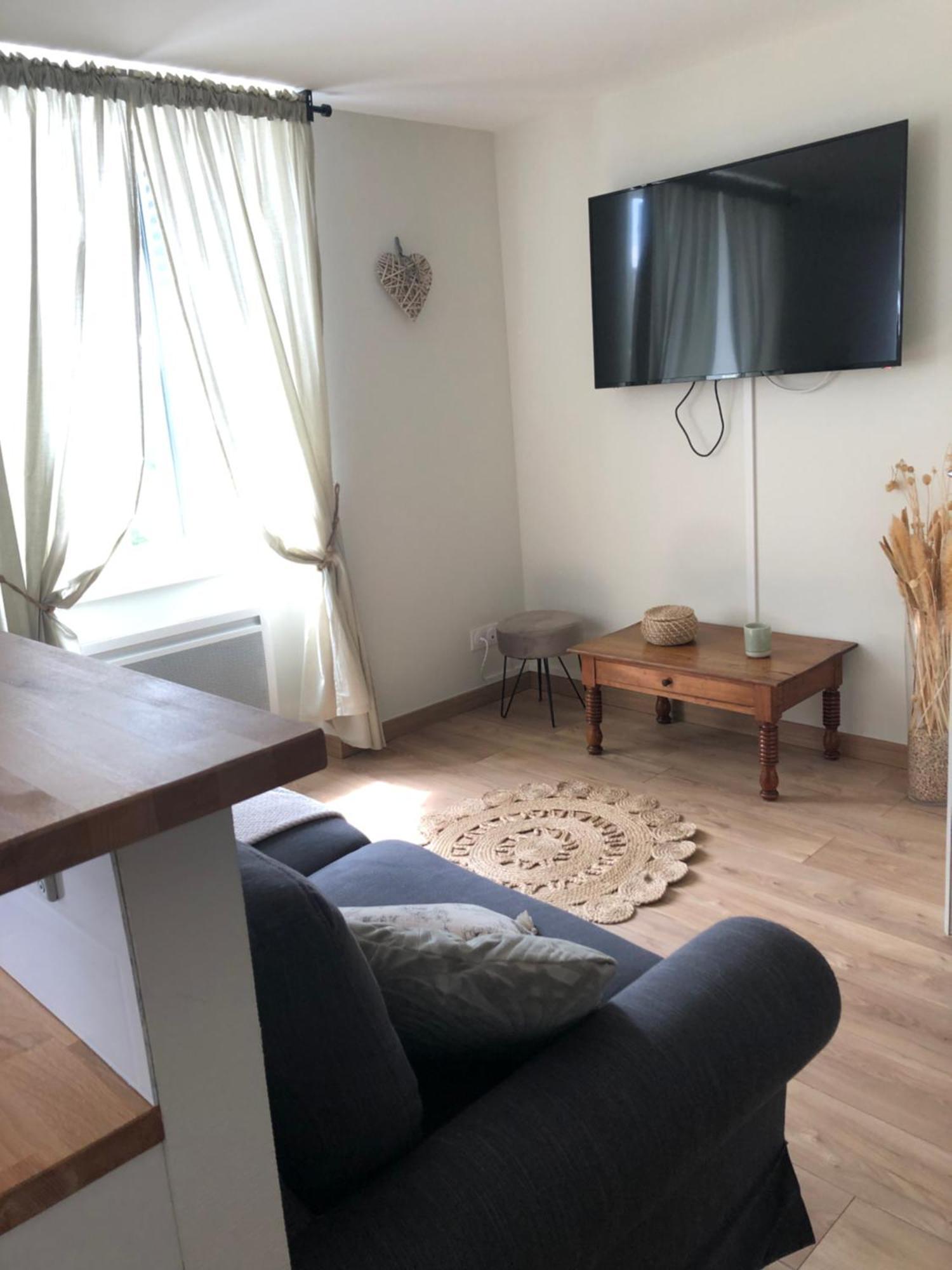 Ferienwohnung Burin des rosiers Olby Exterior foto